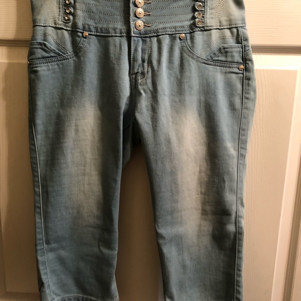 Cute denim above the knee shorts